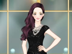 Amy Seeing Jewelry Dress Up