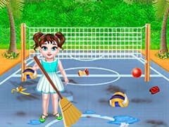 Baby Taylor Beach Cleaning Day