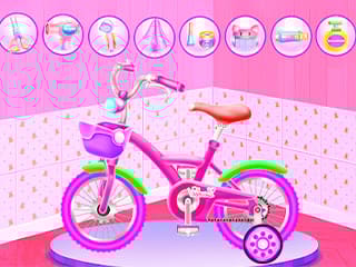 Girl Bike Fix Washing Salon