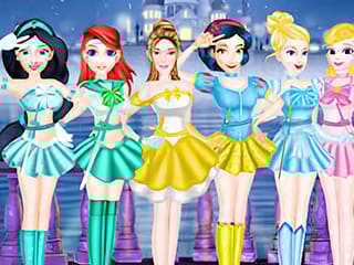 Girls Cosplay Sailor Challenge
