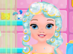 Baby Elsa Bathing